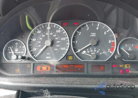 2002 BMW 330Ci z USA, uszkodzony, nr VIN WBABS53432JU90796